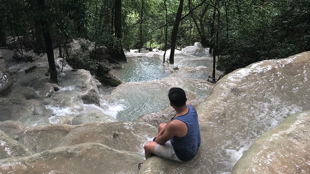 Kaparkan Falls