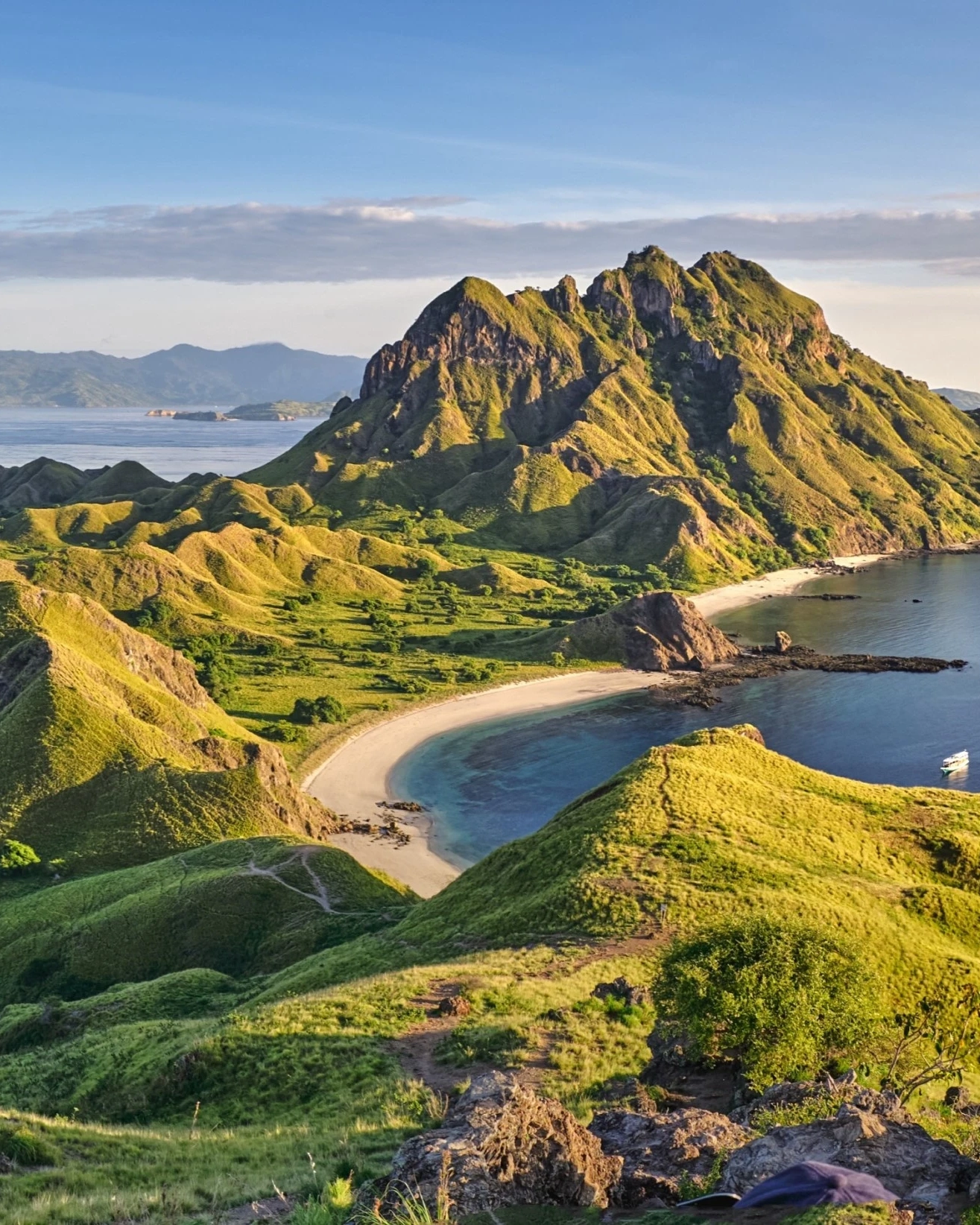 Panoramic ocean view from peak of Padar Island, Komodo National Park, Labuan Bajo. Image credit: stock.adobe.com