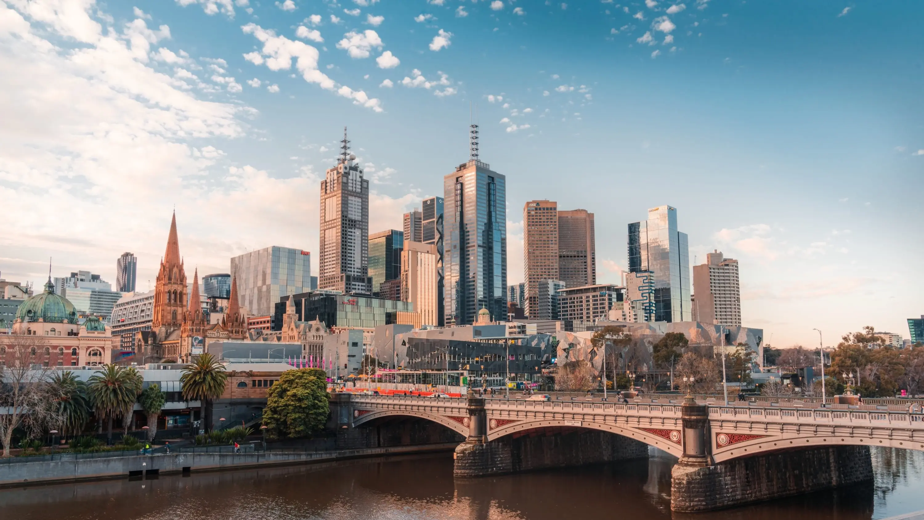 View of the Yarra River, Princess Bridge, Federation Square and the Melbourne CBD skyline from Southbank. Image credit: Visit Victoria
