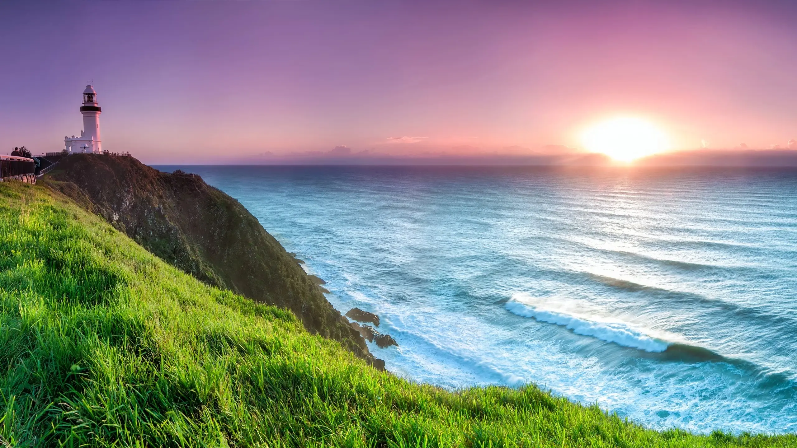 Cape Byron Lighthouse, Byron Bay. Image credit: Shutterstock